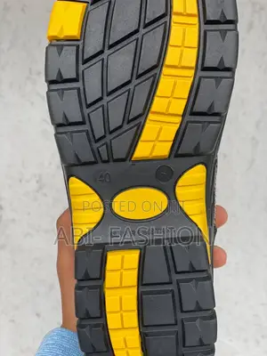 Safety Shoes 8030 Master Quality