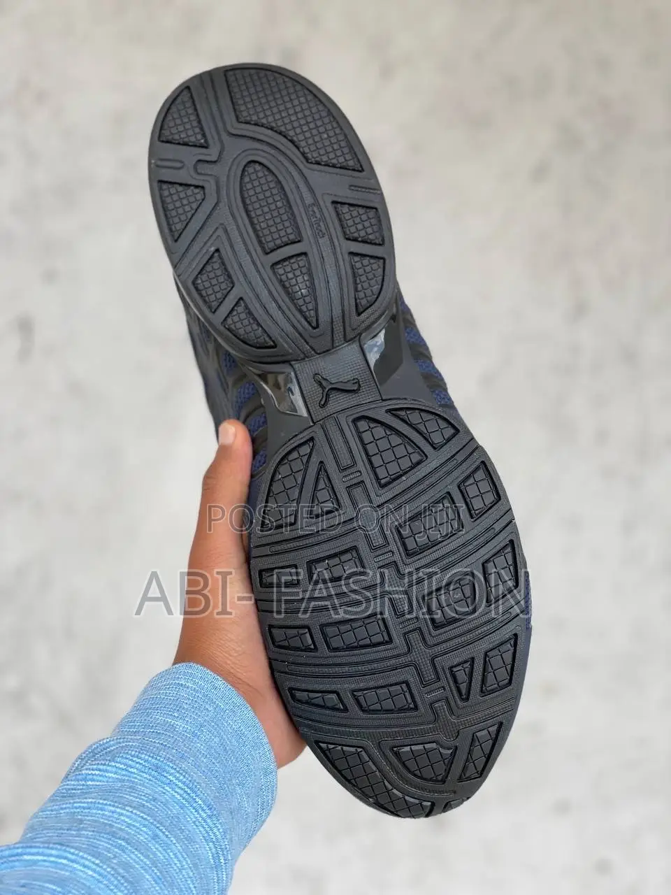 Puma Voltaic Evo Sneaker