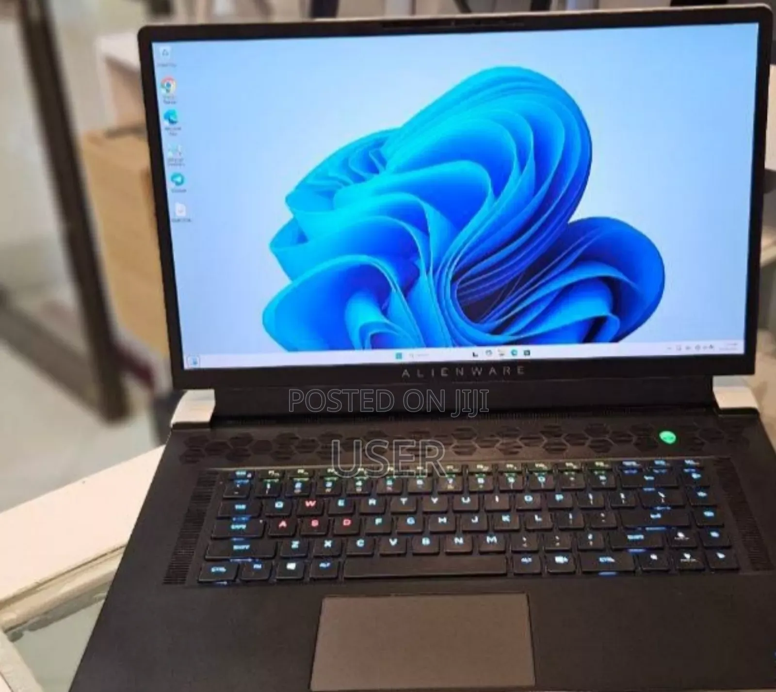 New Laptop Alienware Area-51m 32GB Intel Core I7 SSD 512GB