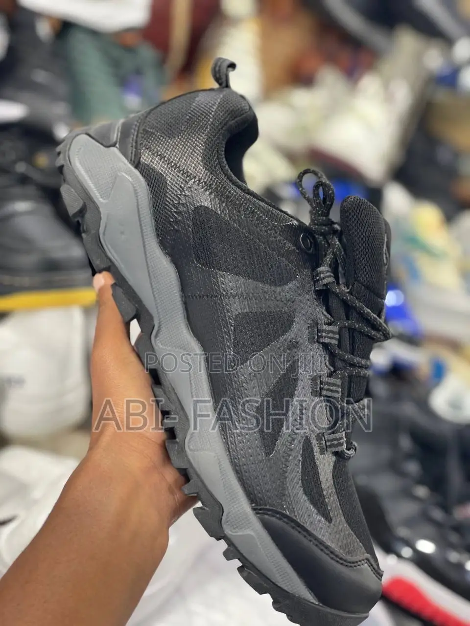 Columbia Peakfreak Balck Color