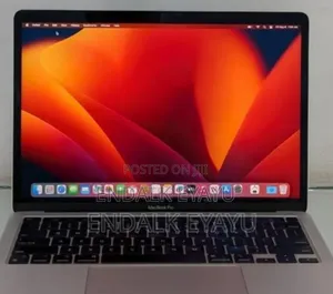 New Laptop Apple MacBook Pro 2022 M2 8GB Apple M2 SSD 256GB