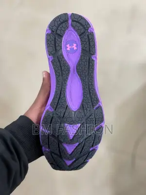 Under Armour Hovr Phantom 3 Running Shoe