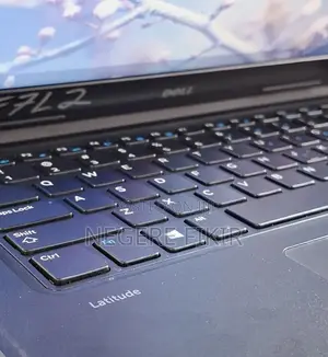 Photo - New Laptop Dell Latitude 3380 8GB Intel Core I5 SSD 256GB