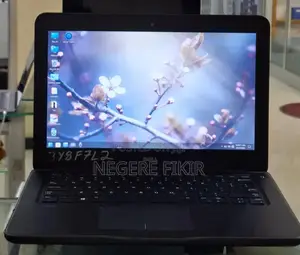 New Laptop Dell Latitude 3380 8GB Intel Core I5 SSD 256GB