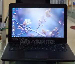 New Laptop Dell Latitude 3380 8GB Intel Core I5 SSD 256GB