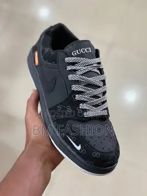 Nike Sb Dunk Low Sneaker With a Gucci-Inspired Design