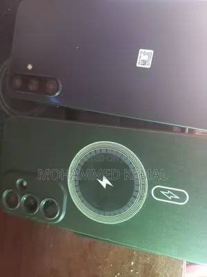 New Apple iPhone 13 512 GB Gold