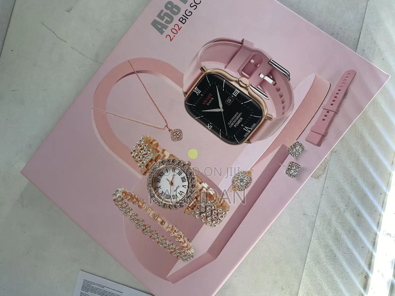 Smart Watch It Is Good Quality