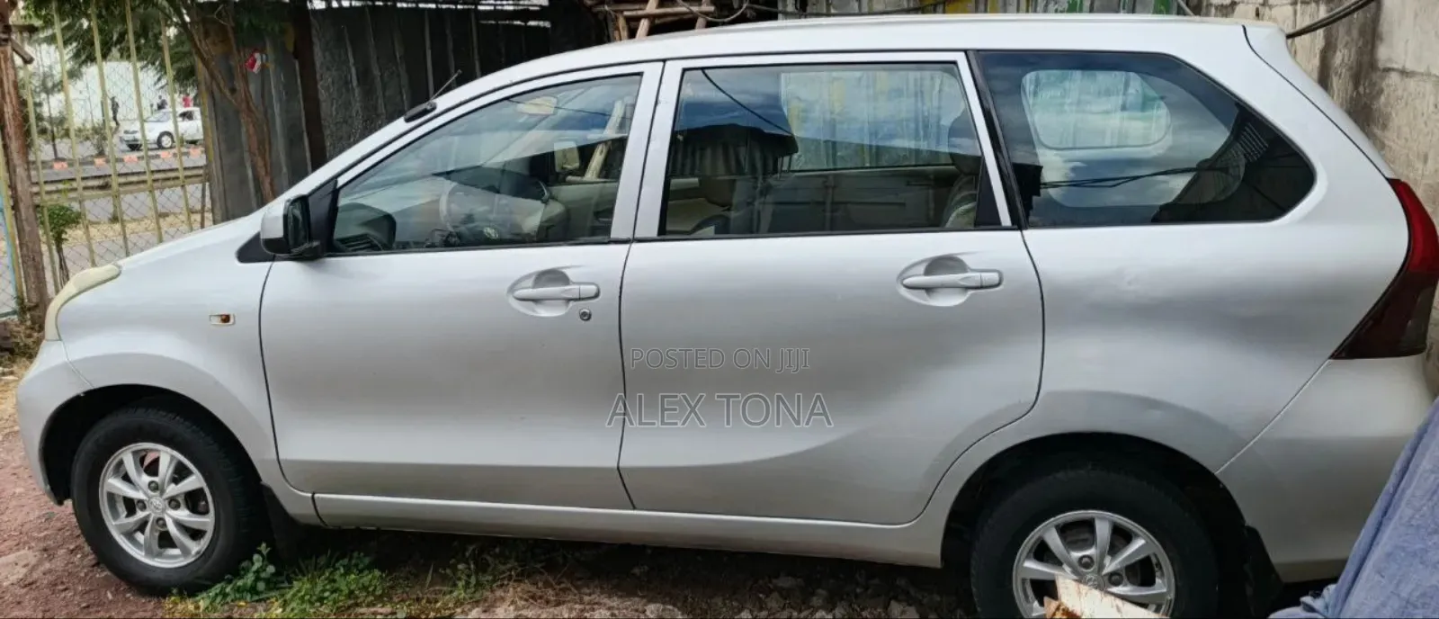 Toyota Avanza 2014 Silver