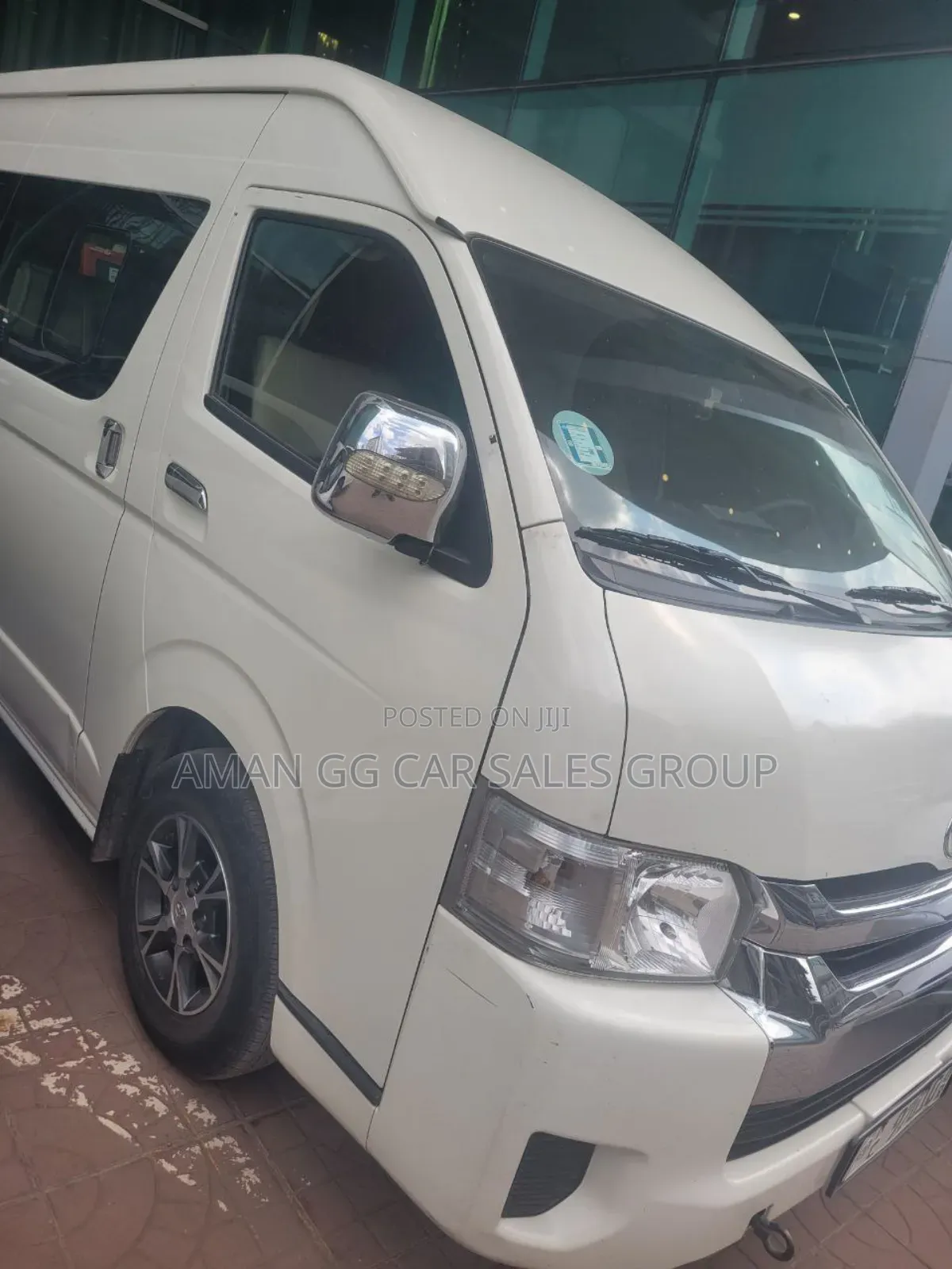 Toyota HiAce 2023 White