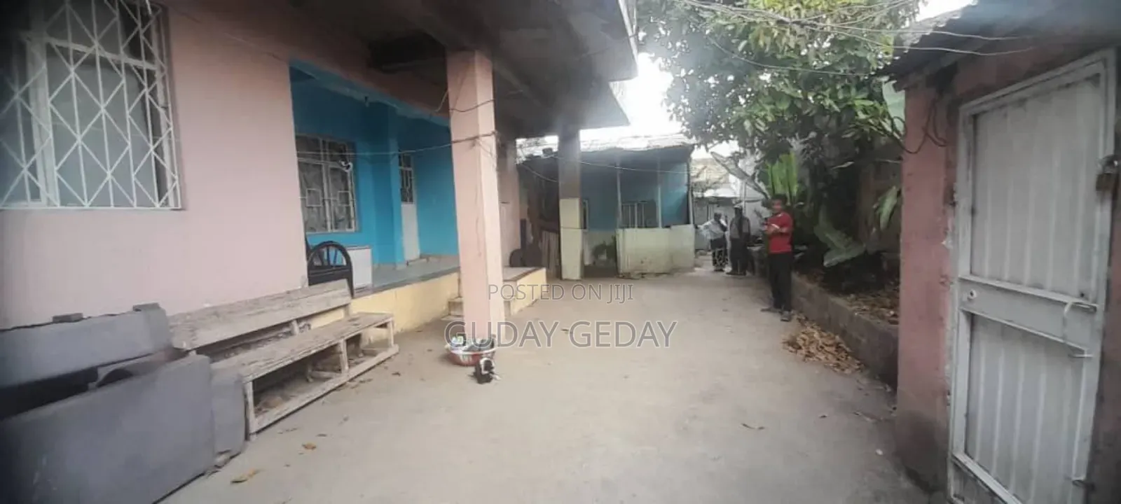 Furnished 6bdrm Townhouse/Terrace in Yeka for sale