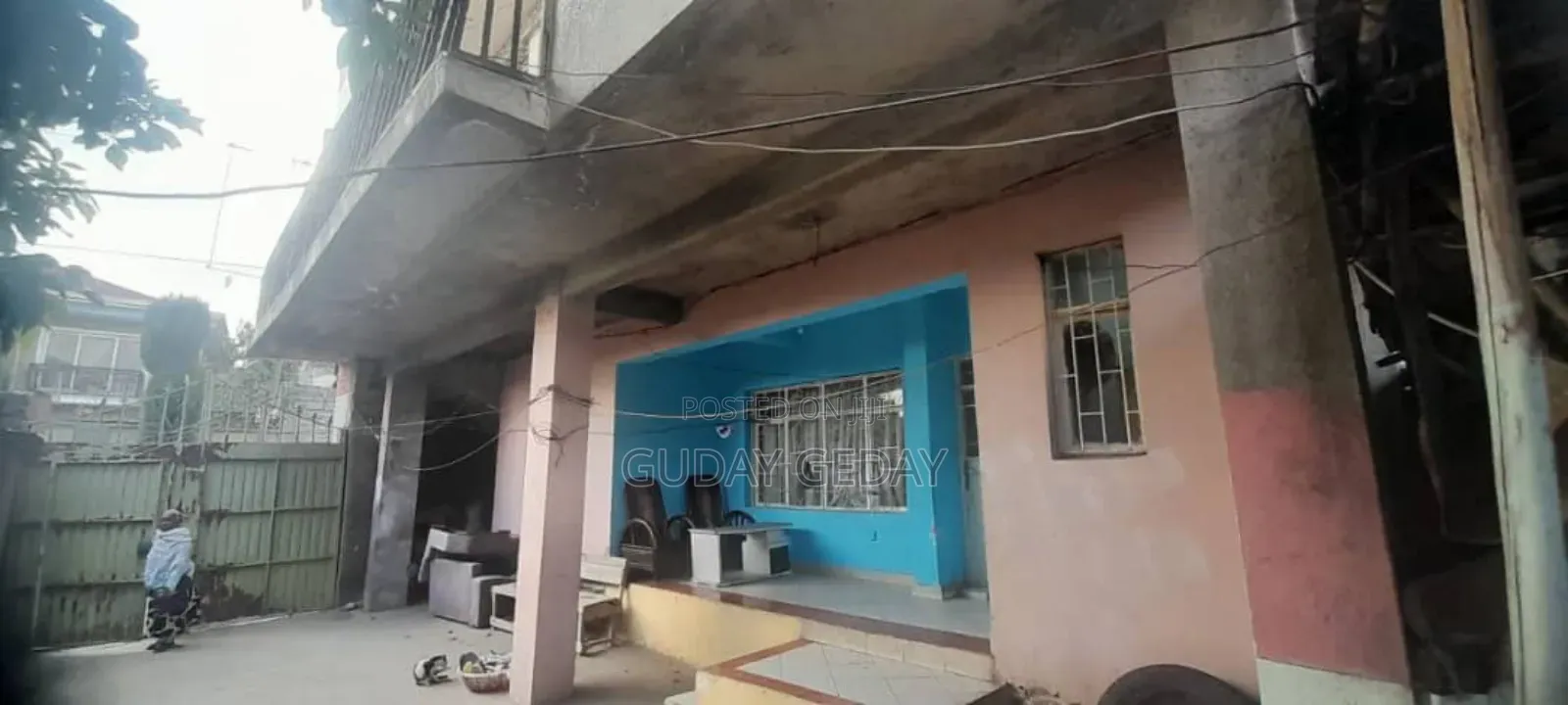 Furnished 6bdrm Townhouse/Terrace in Yeka for sale