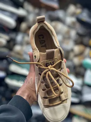 Cat Urban Stride Leather Sneaker