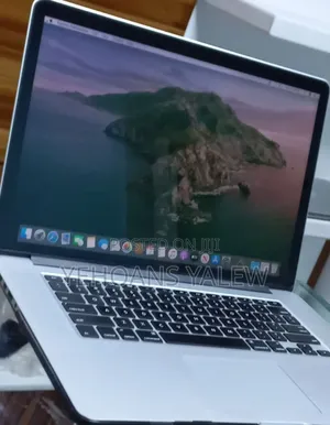 New Laptop Apple MacBook Pro 2013 8GB Intel Core I7 SSD 256GB