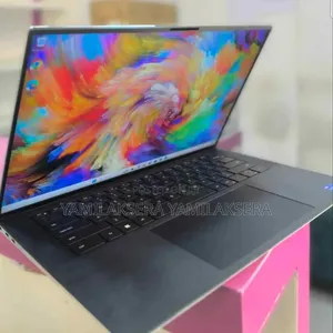 Photo - New Laptop Dell XPS 15 16GB Intel Core i7 SSD 512GB