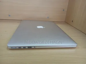 Laptop Apple MacBook Pro 2015 16GB Intel Core 7 SSD 256GB