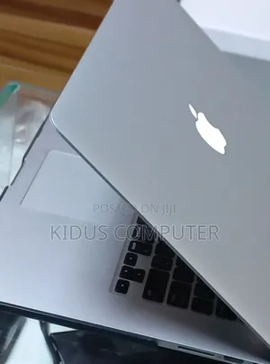 New Laptop Apple MacBook 2013 16GB Intel Core i7 SSD 256GB