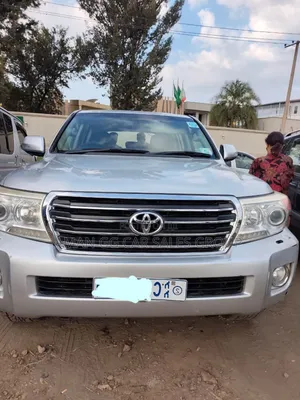 Toyota Land Cruiser 2013 Silver