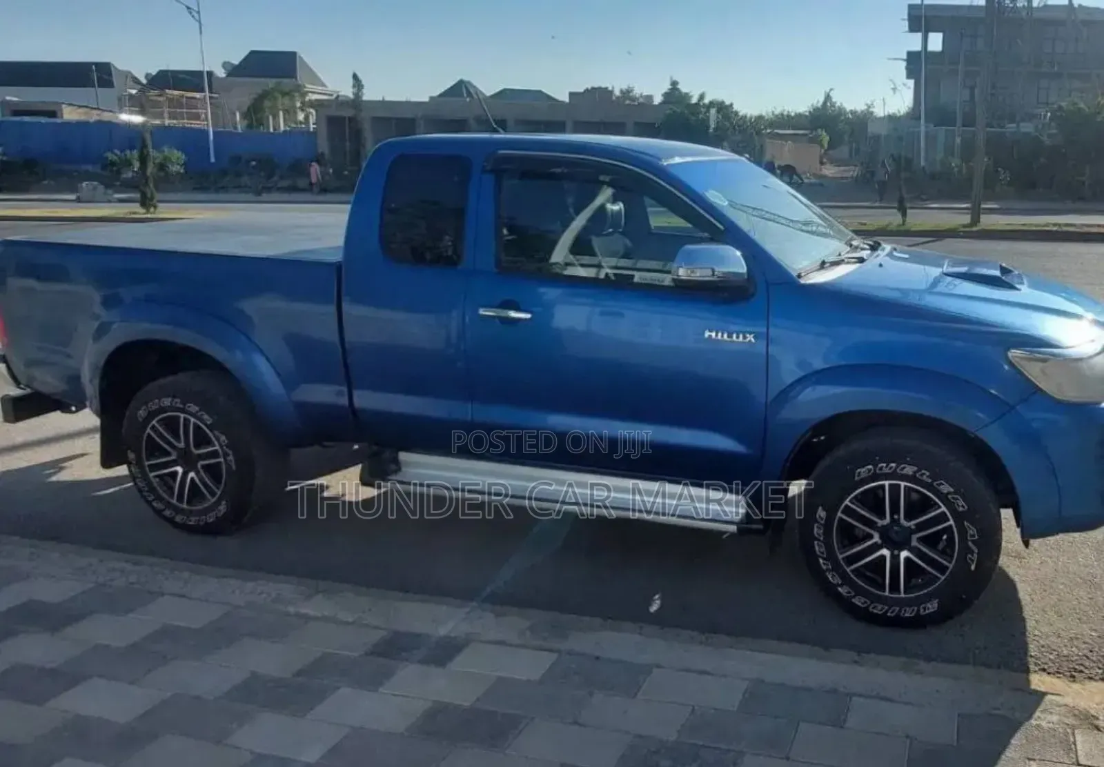 Toyota Hilux 2015 Blue