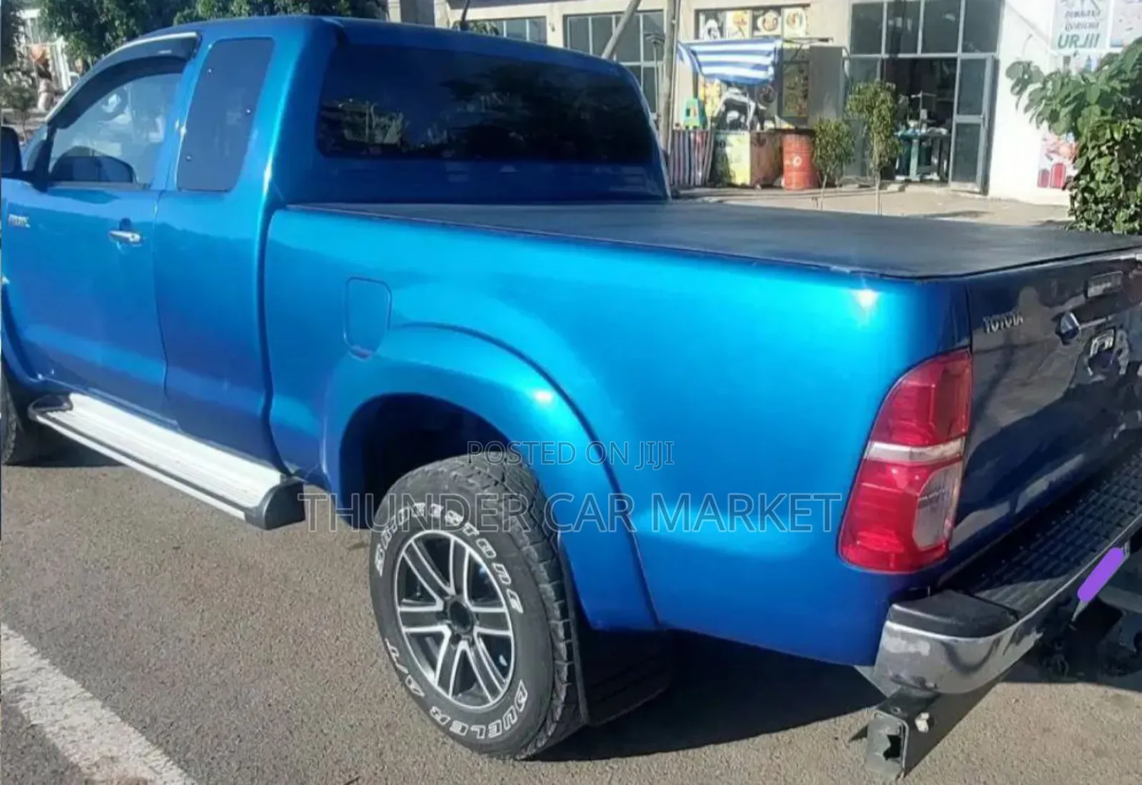 Toyota Hilux 2015 Blue