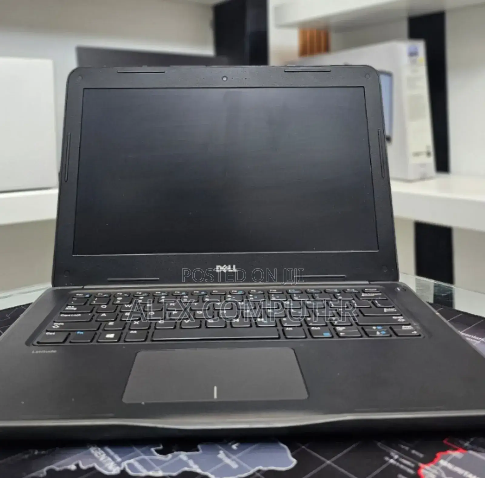 New Laptop Dell Latitude 3380 8GB Intel Core I5 SSD 256GB