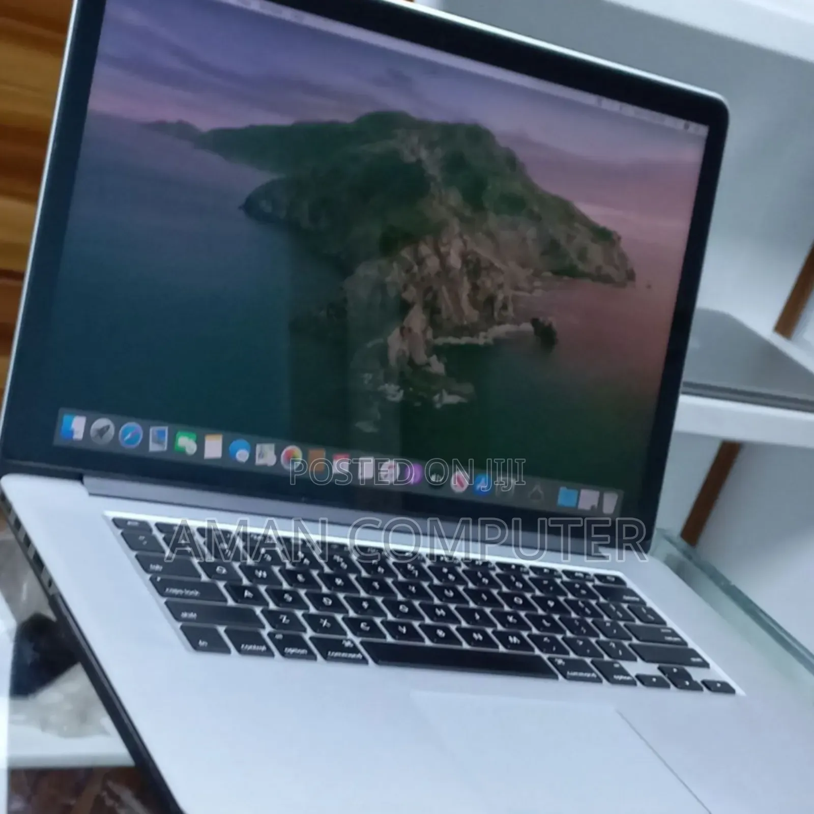 New Laptop Apple MacBook Pro 2013 8GB Intel Core I7 SSD 256GB