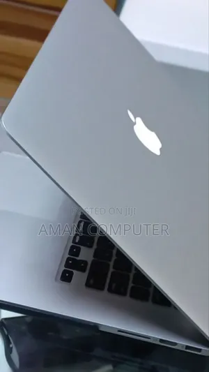 New Laptop Apple MacBook Pro 2013 8GB Intel Core I7 SSD 256GB