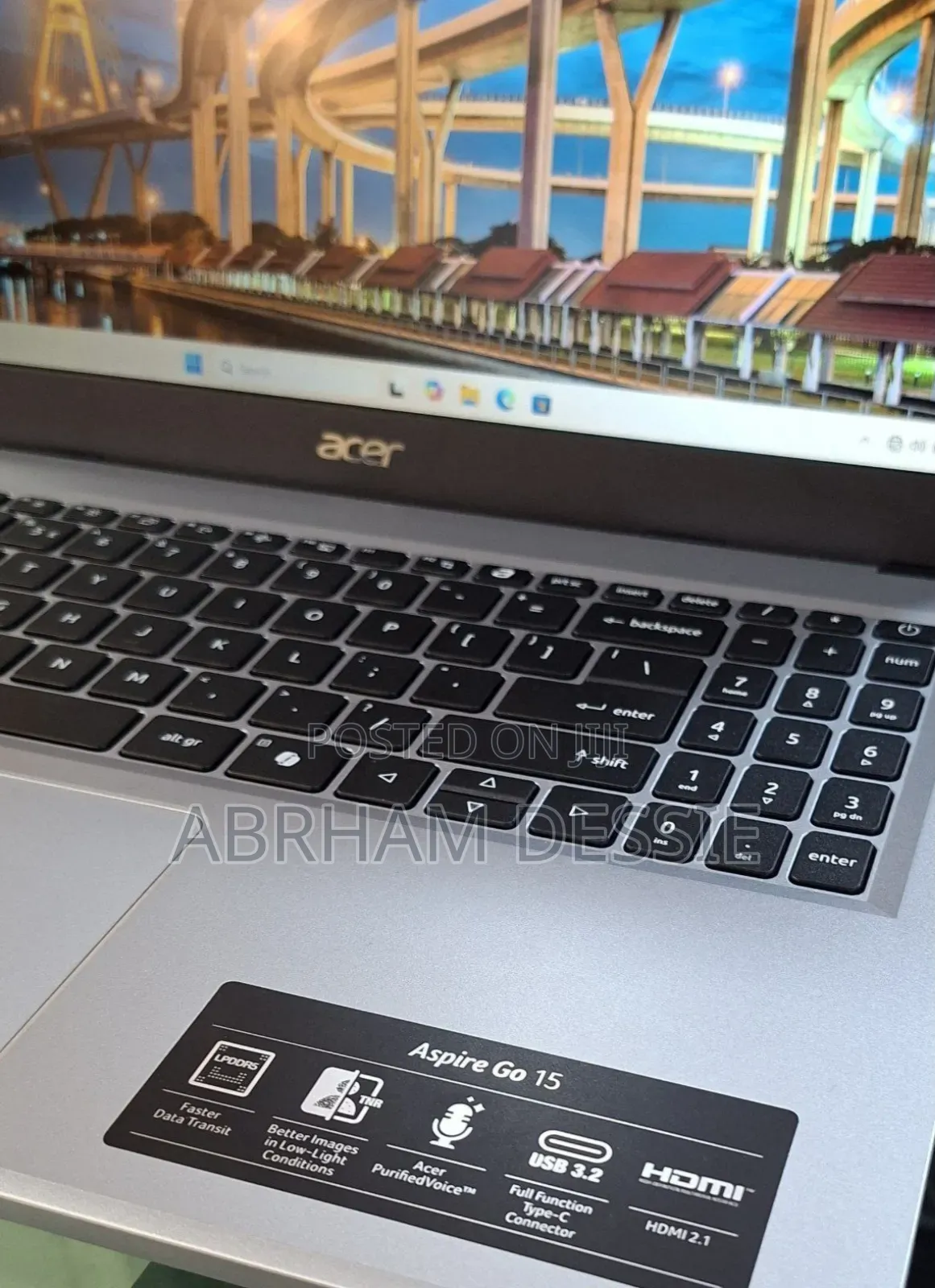 New Laptop Acer 8GB Intel Core I3 SSD 256GB