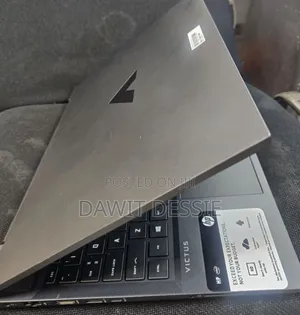 New Laptop HP 16GB Intel Core I7 SSD 512GB