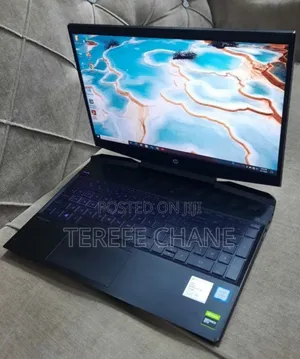 New Laptop HP Pavilion 10 8GB Intel Core I5 SSD 256GB