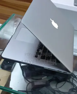 New Laptop Apple MacBook Pro 2013 8GB Intel Core I7 SSD 256GB