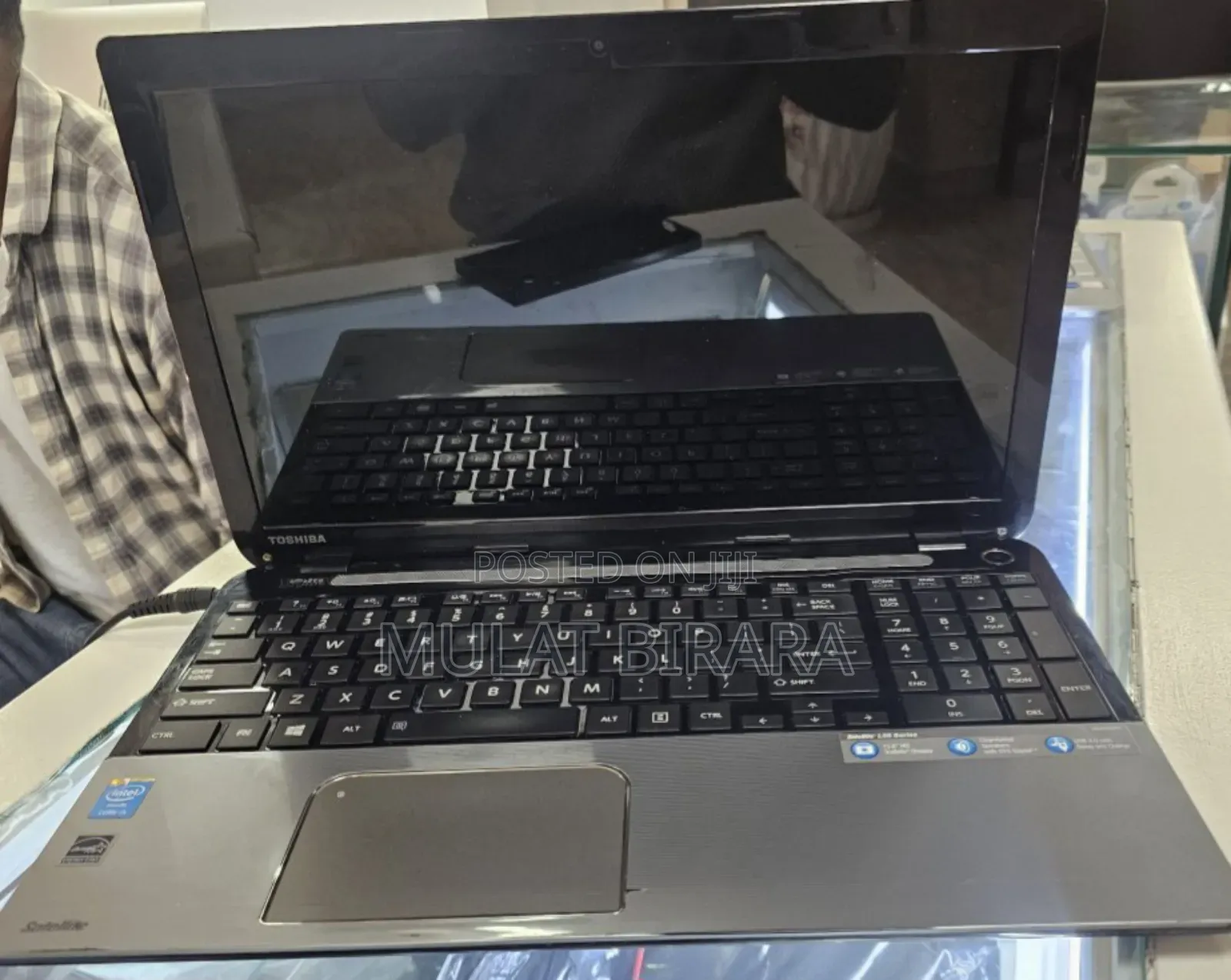 Laptop Toshiba Satellite C55 4GB Intel Core I5 HDD 320GB