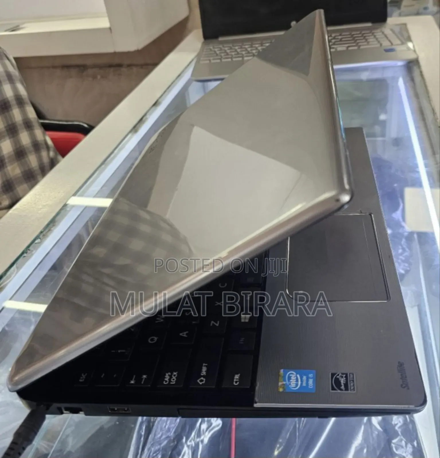 Laptop Toshiba Satellite C55 4GB Intel Core I5 HDD 320GB