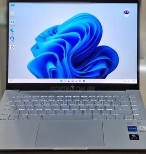 New Laptop HP 16GB Intel Core I5 SSD 512GB