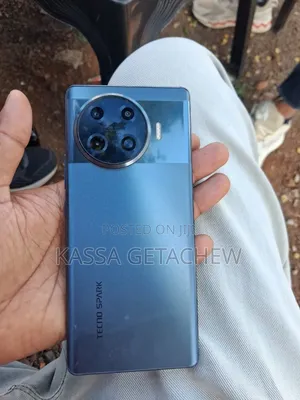 Photo - New Tecno Spark 20 256 GB Gray