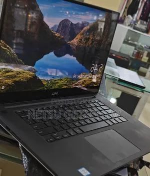 Photo - New Laptop Dell Precision 5540 16GB Intel Core I7 SSD 512GB