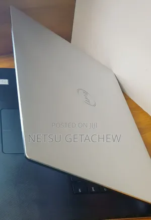 Photo - New Laptop Dell Precision 5540 32GB Intel Core i9 SSD 1T