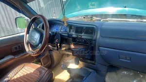 Toyota Hilux 2001 Green