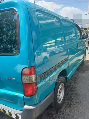 Toyota HiAce 2003 Blue