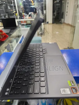 New Laptop Lenovo Legion 5 16GB AMD Ryzen 7 SSD 512GB