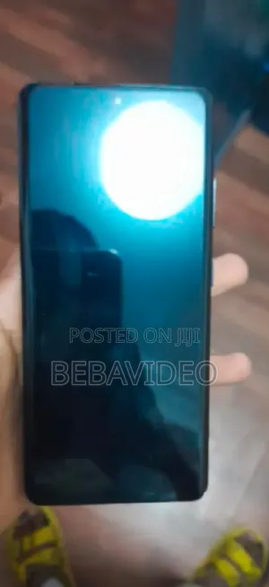 Photo - Samsung Galaxy S21 Ultra 5G 128 GB Black