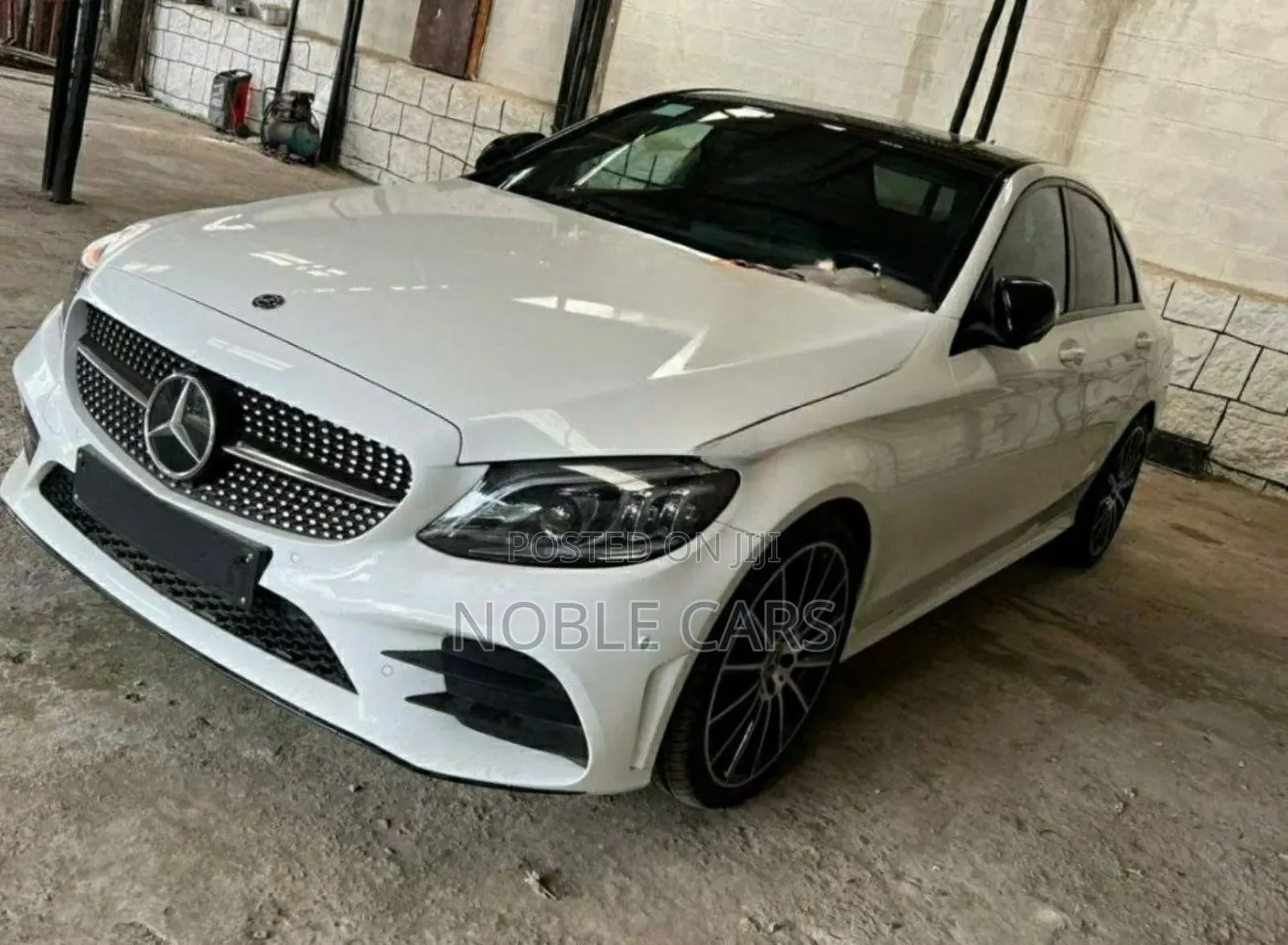 Mercedes-Benz C300 2021 Ivory