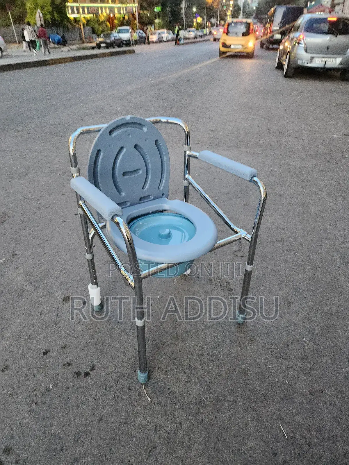 Commode Chair九月brand New Toilet Chair夷狄commode Chair𡯁我commode Chair