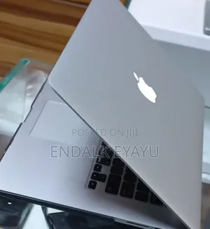 New Laptop Apple MacBook Pro 2013 8GB Intel Core I7 SSD 256GB