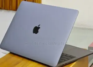 New Laptop Apple MacBook Pro 2019 16GB Intel Core I5 SSD 1T