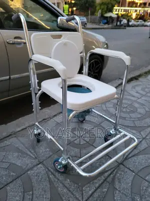 Photo - Toilet Chair巉食commode/Mobility Aid艙榚designed to Provide Max Comfort