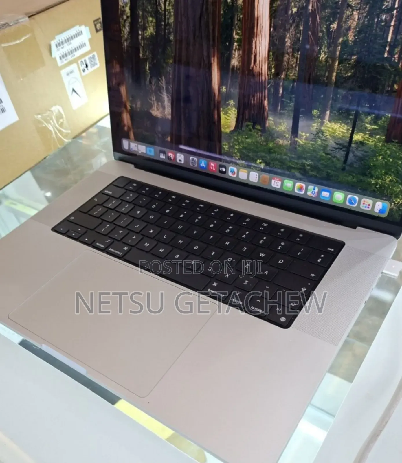 New Laptop Apple MacBook Pro M1 16GB Apple M1 Pro SSD 1T