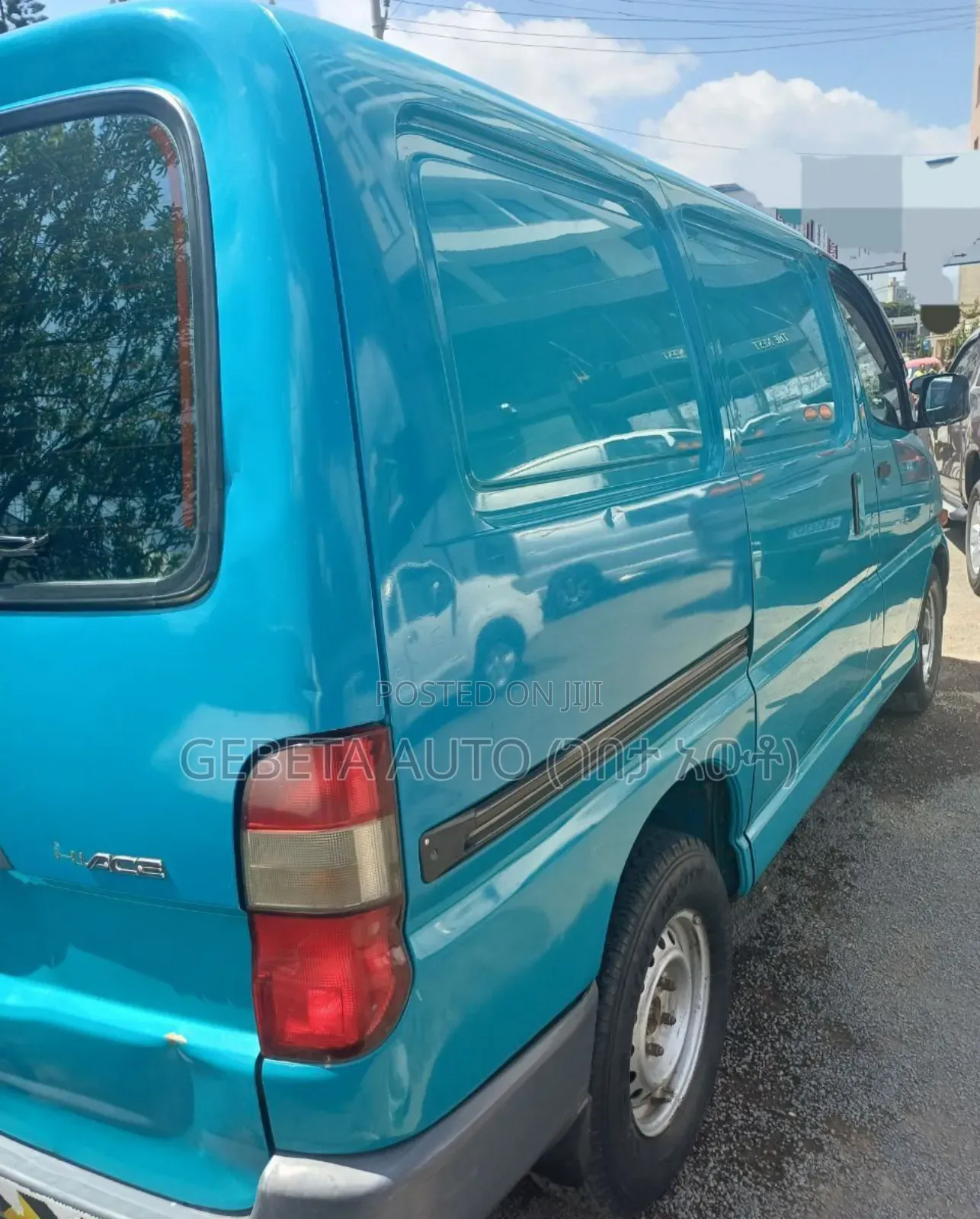 Toyota HiAce 2003 Blue
