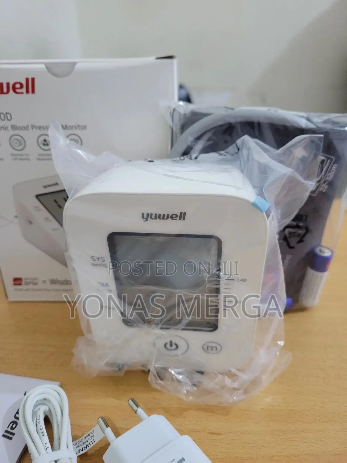 Electronic Blood Pressure Monitor酉𣊫operation for Easy Measurement嵾弔bp