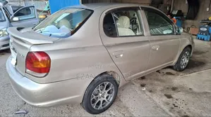 Toyota Platz 2005 Silver
